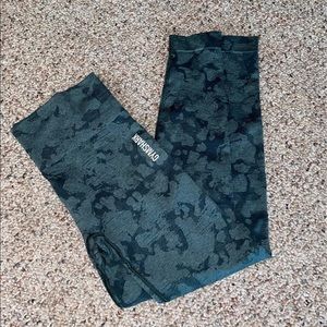 Adapt camo obsidian green leggings